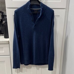 Banana Republic Factory Men's Sweater